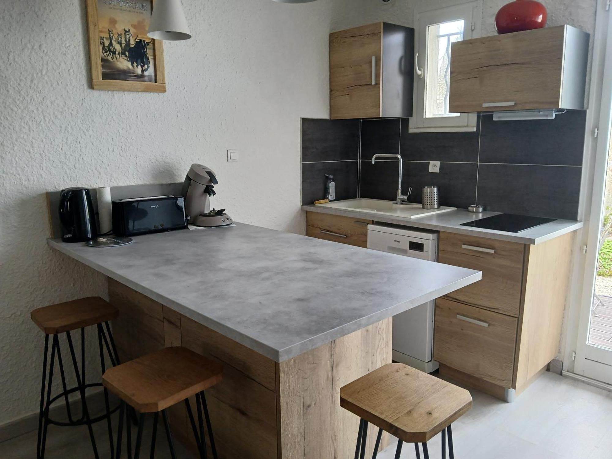 Jolie Appartement Refait A Neuf Сент-Мари-де-ла-Мер Экстерьер фото